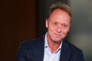 联合利华首席执行官舒马赫将在任职不到两年后卸任