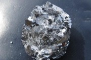 如何理解沪铜的价格变化？这种价格变化对铜市场有何影响？