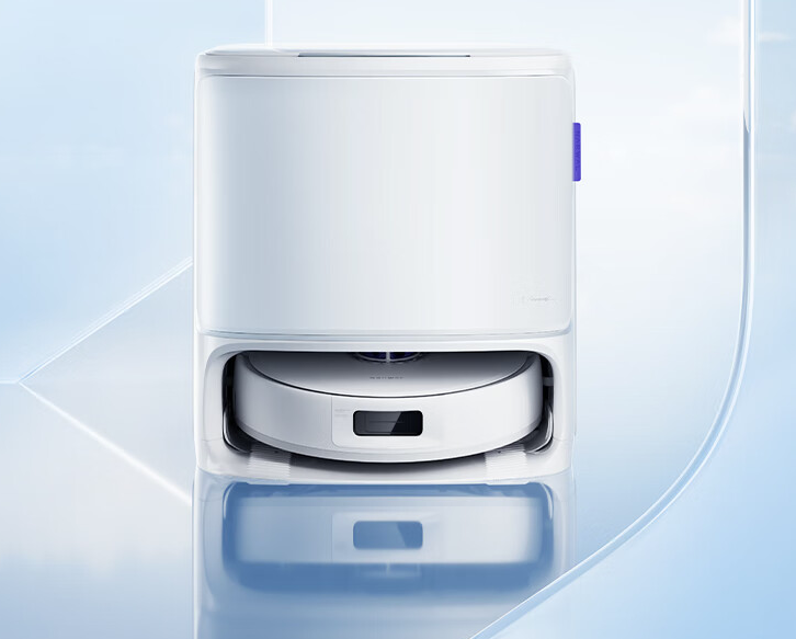 消息称云鲸智能扫拖机器人 J5 通过鸿蒙智联认证:双版本、11 月上市,售价 3799 元 / 4299 元