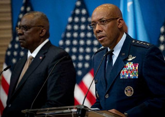 美军方才反思:增兵中东是遏制战争,还是煽风点火?