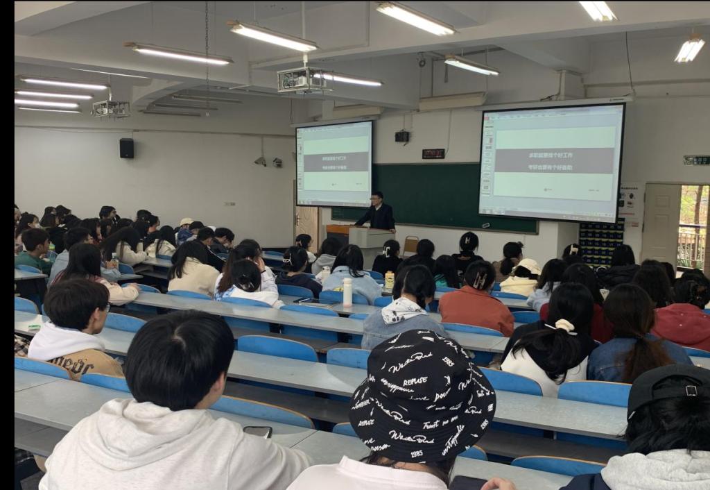 建筑大学毕业后找工作(建筑学毕业后从事什么职业)
